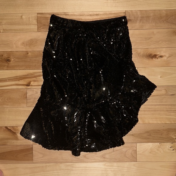 NWT Bardot asymmetrical black sequin ruffle skirt XS - Picture 5 of 7
